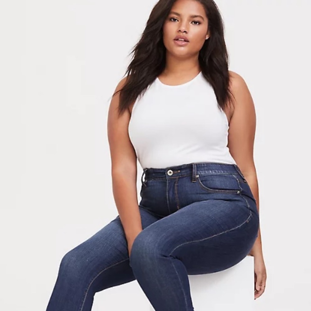 Torrid White Goddess Foxy Tank Top 3X